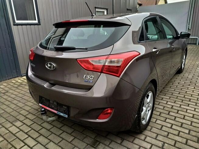 Hyundai i30 1.6Gdi Benzyna Klimatronik Ledy Hak Grzane Fotele Zarejestrowany