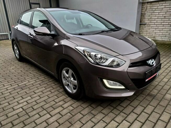 Hyundai i30 1.6Gdi Benzyna Klimatronik Ledy Hak Grzane Fotele Zarejestrowany