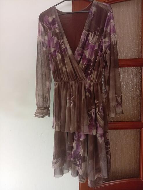 Sukienka rozmiar 44-46 rozciągana