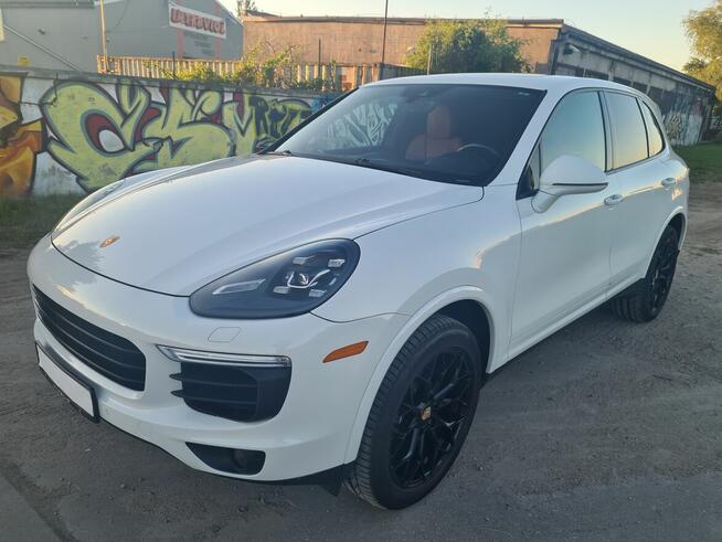 PORSCHE CAYENNE PLATINUM EDITION S