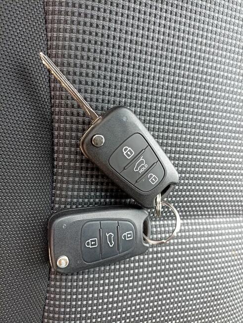 1.4 100KM! Skrzynia 6-biegowa! Kamera cofania! Nawigacja! Bl