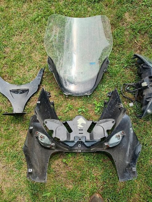 Sprzedam komplet części do skutera Piaggio x9 125/250