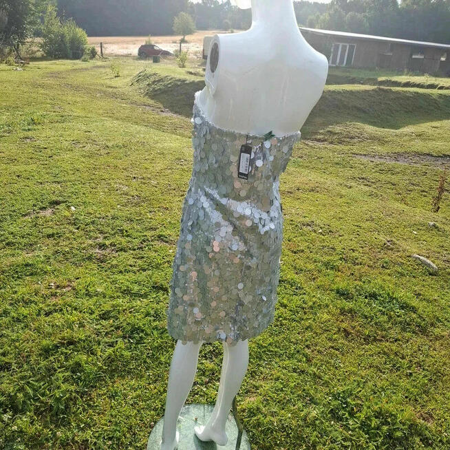 Srebrna cekinowa sukienka Boohoo XL | Bez ramiączek | Nowa,