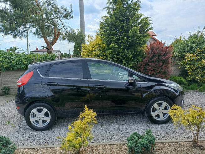 1.25 82KM Titanium! Podgrzewana przednia szyba! Klimatyzacja