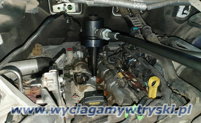 Wyciąganie zapieczonych wtrysków wtryskiwaczy świec.