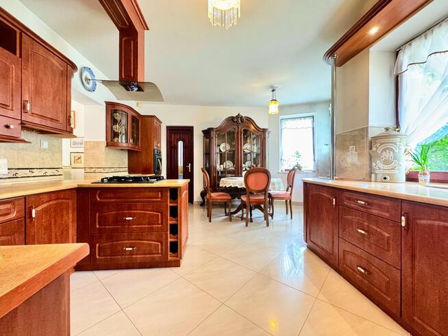 Unikatowy dom z dużą działką w zielonej okolicy