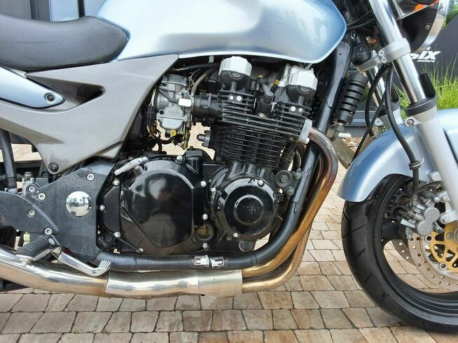 Kawasaki ZR Stan bardzo dobry. BARDZO ŁADNY I ZADBANY. ZR-7