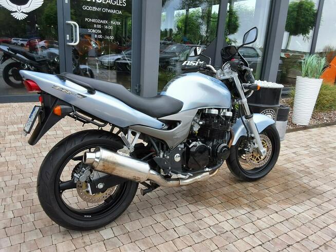 Kawasaki ZR Stan bardzo dobry. BARDZO ŁADNY I ZADBANY. ZR-7