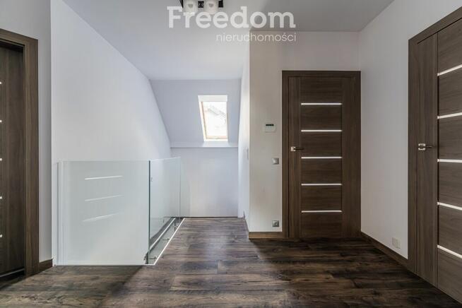 Rodzinny dom wolnostojący w Zakręcie