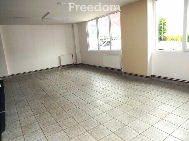 Dwa lokale użytkowe w Olsztynku z potencjałem