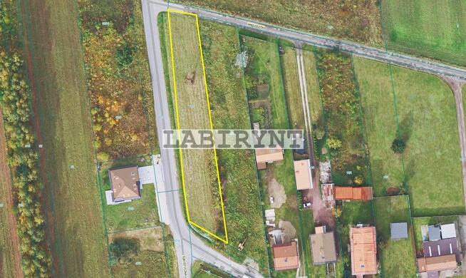 Mirów, działka budowlana, narożna, 1400m2, media