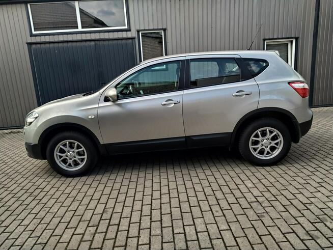 Nissan Qashqai 2.0 Benzyna Automat Klimatronic Zarejestrowany