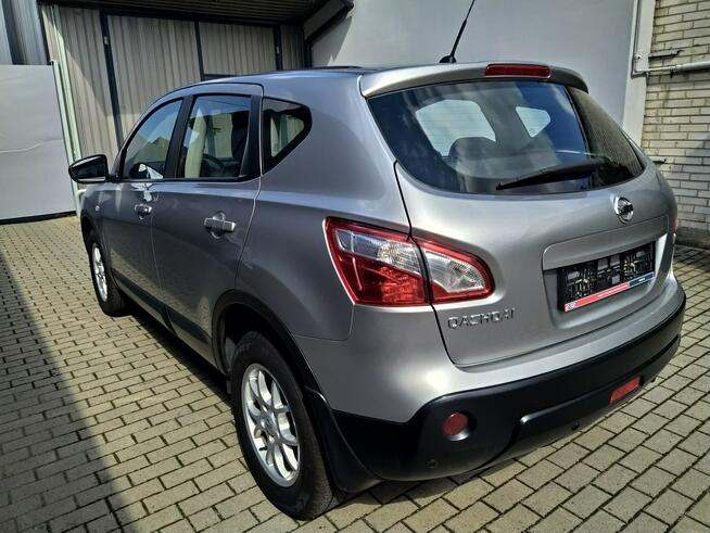 Nissan Qashqai 2.0 Benzyna Automat Klimatronic Zarejestrowany