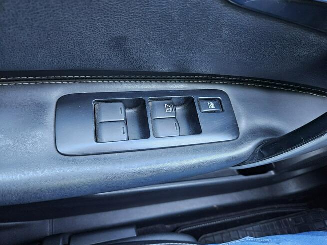 Nissan Qashqai Nawigacja / Podgrzewane fotele / Klimatronik x 2 / Tempomat