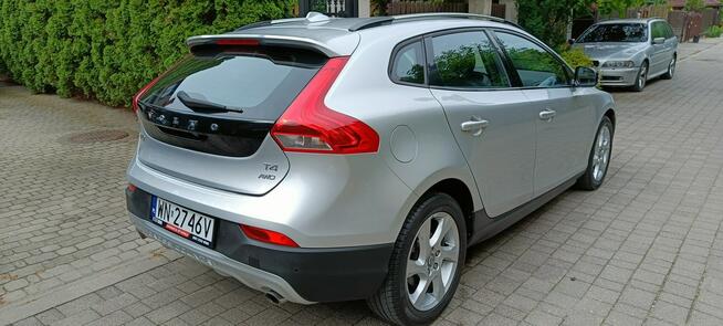 Volvo V40 Cross Country 2.0 T4 Summum AWD,180 KM,automat,mały przebieg,serwisowany