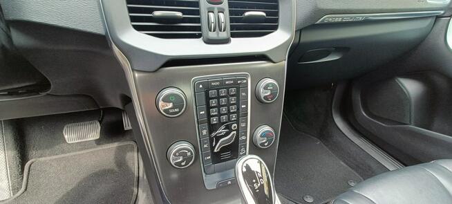Volvo V40 Cross Country 2.0 T4 Summum AWD,180 KM,automat,mały przebieg,serwisowany