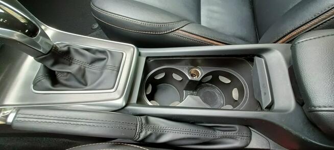 Volvo V40 Cross Country 2.0 T4 Summum AWD,180 KM,automat,mały przebieg,serwisowany