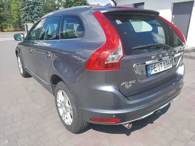 Volvo XC 60 xenon navi automat grzane fotele
