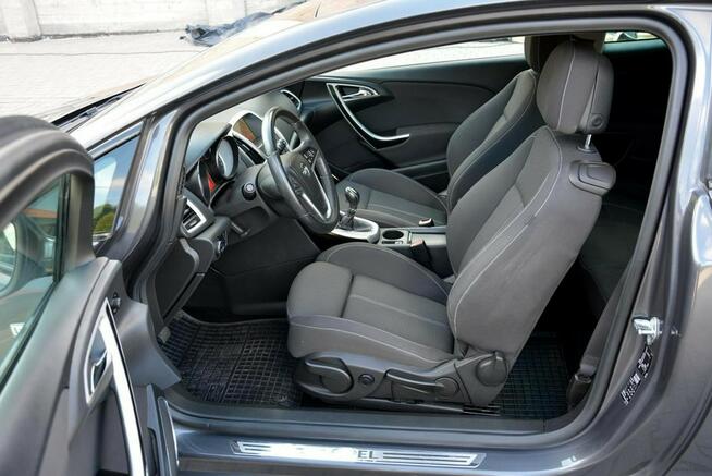 GTC Innovation bi-Xenon Ledy Navi 2xParktr. Alu17 Aso Opel