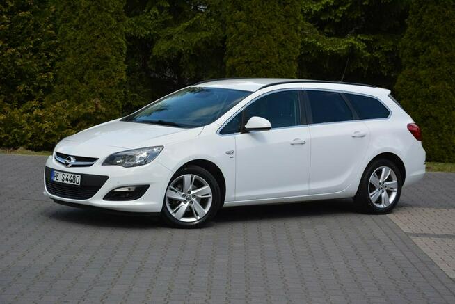 Opel Astra 1.4T(140KM) Lift Ledy Duża Navi pół-skóry 2xParktr. Chromy Alu 17