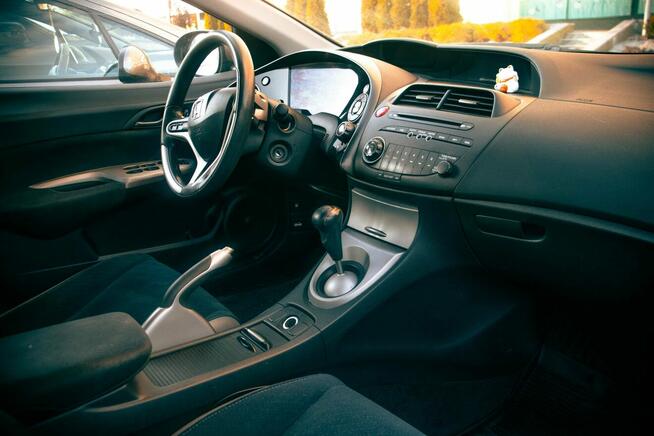 Zadbana Honda Civic VIII 5D