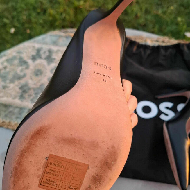 Szpilki BOSS skóra naturalna czarne r. 41 | nowe | klasyka p