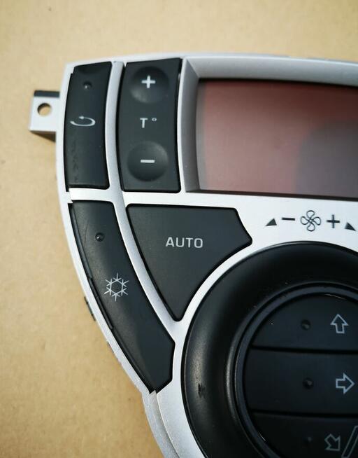 Citroen C8 Peugeot 807 lift panel klimatyzacji 14011592ZD