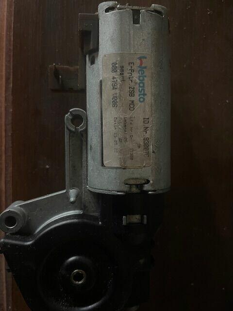 Smart Cabrio silniczek dachu 000-4794-V006