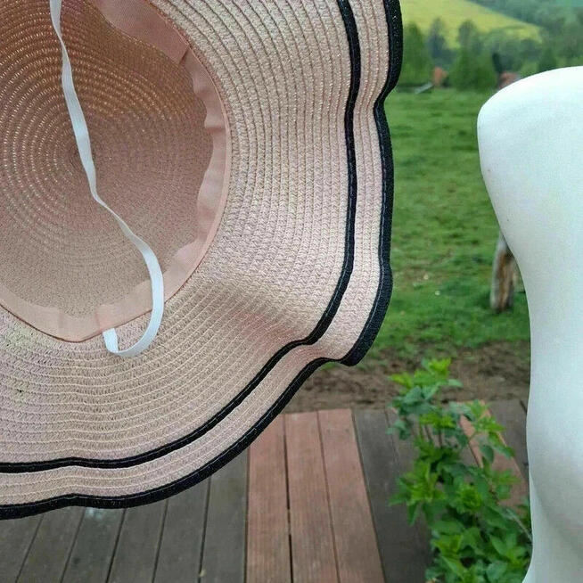 Kapelusz z kokardą Pudrowy róż na lato 2025! Styl, komfort i