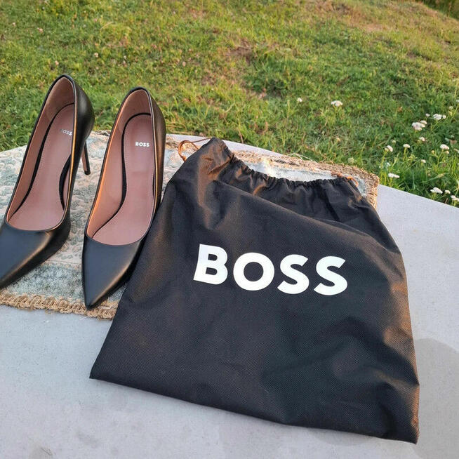 Szpilki BOSS skóra naturalna czarne r. 41 | nowe | klasyka p