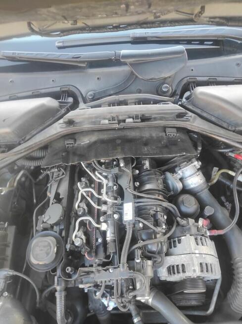 BMW seria 5 E61 520d n47 177km automat