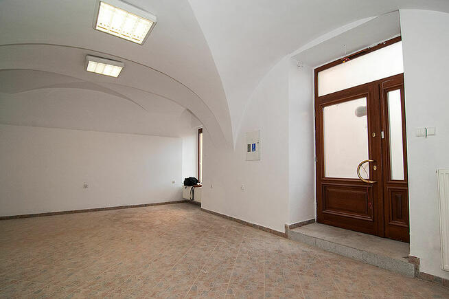 Lokal w ścisłym centrum. Jawor, Rynek.