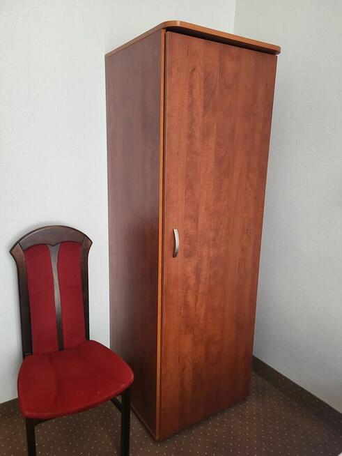Używane meble hotelowe w dobrej cenie - okazja