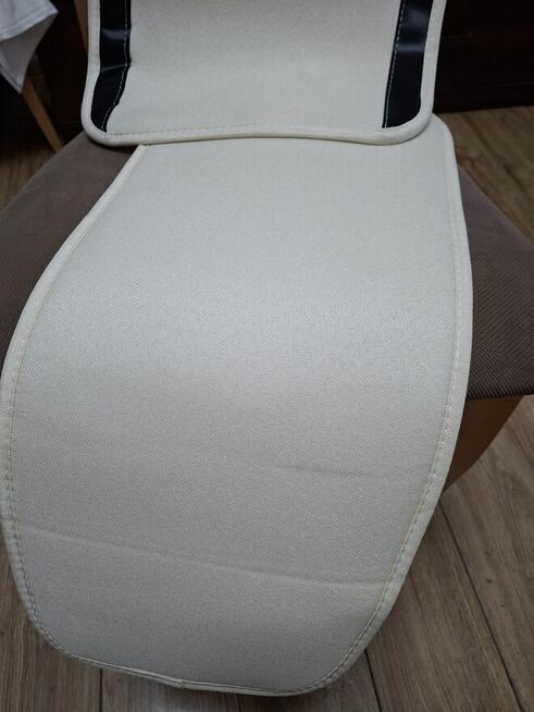 Pokrowce samochodowe