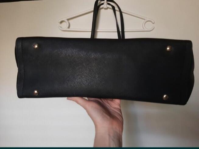 Tommy Hilfiger shopper honey