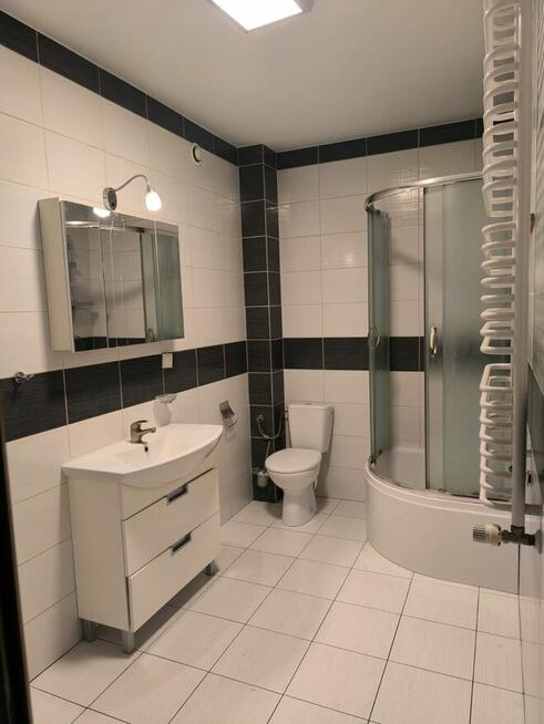 Mieszkanie 3 pokojowe urządzone z balkonem I parkingami