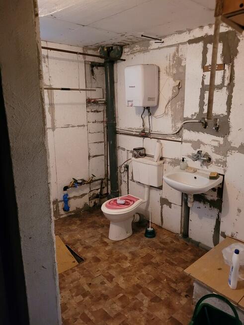 Duża działka inwestycyjna z domem - Stara Rumia