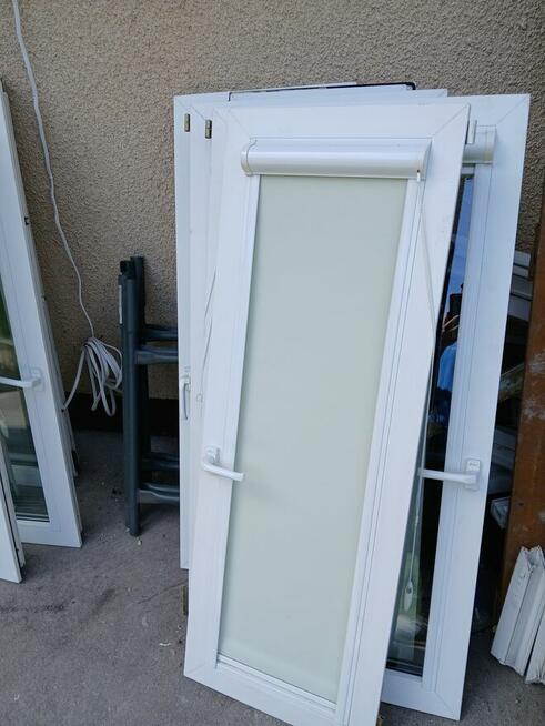 Okna po demontażu (same skrzydła) oddam za darmo