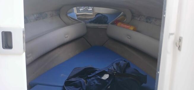 Łódź motorowa 7 osób silnik 5.7l v