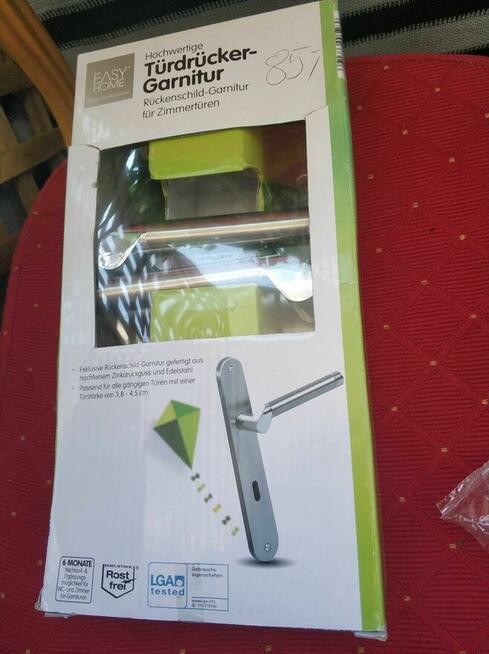 Wysokiej Jakości Klamka do Drzwi Easy H857 srebrna z szyldem