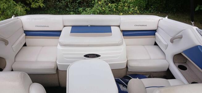 Łódź motorowa 7 osób silnik 5.7l v