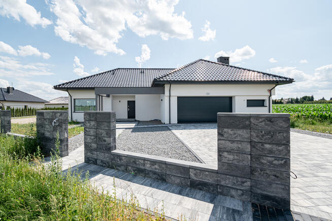 Dom jednorodzinny z garażem - Koronka/Borków Nowy