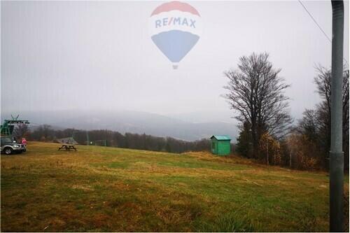 Widokowa działka sportowo - rekreacyjna w Beskidac