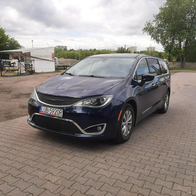 Chrysler Pacifica 3,6b 291KM super stan i wygląd
