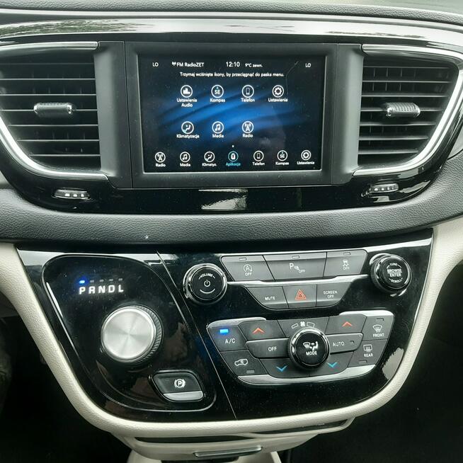 Chrysler Pacifica 3,6b 291KM super stan i wygląd