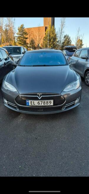 tesla s 85D AWD Darmowe ładowanie