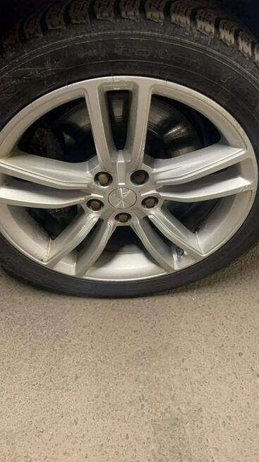 tesla s 85D AWD Darmowe ładowanie