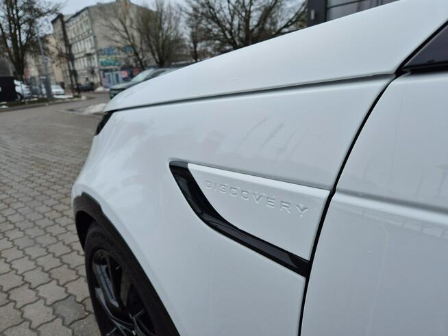 Land Rover Discovery MY23.5 3.0D I6 249 KM AWD Auto Dynamic SE 7-os. Pakiet Towing FV23%