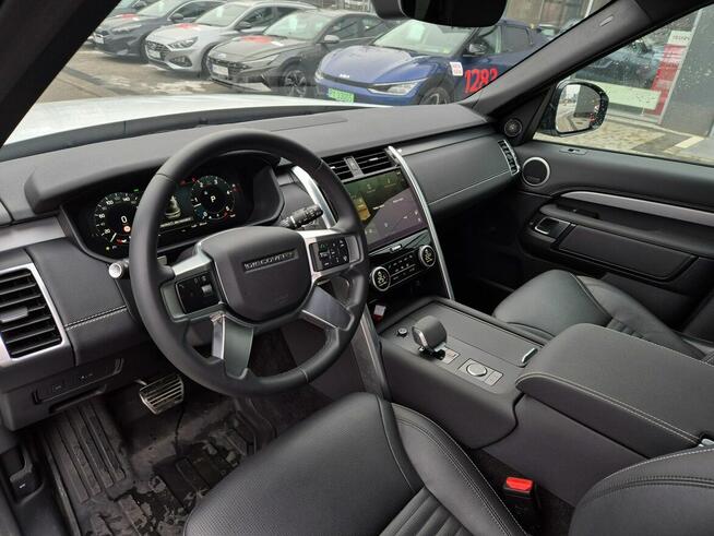 Land Rover Discovery MY23.5 3.0D I6 249 KM AWD Auto Dynamic SE 7-os. Pakiet Towing FV23%