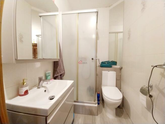 Dom Włoszczowa, Wschodnia